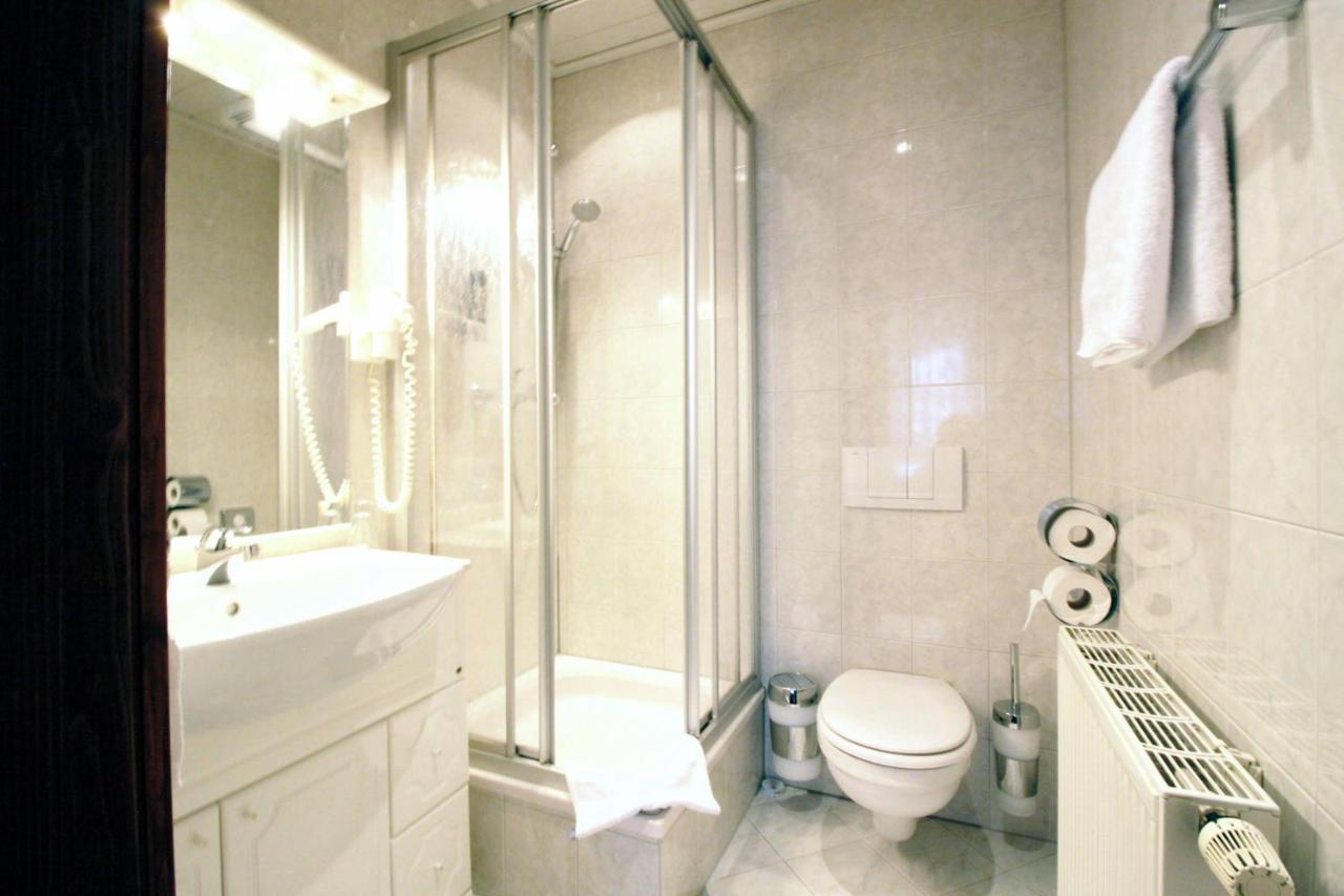 Hotel Promenadenhof Weissensee  Zewnętrze zdjęcie